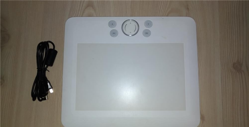 Tableta grafica Wacom Bamboo CTE-650