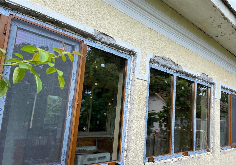 Tâmplărie pvc cu geam termopan