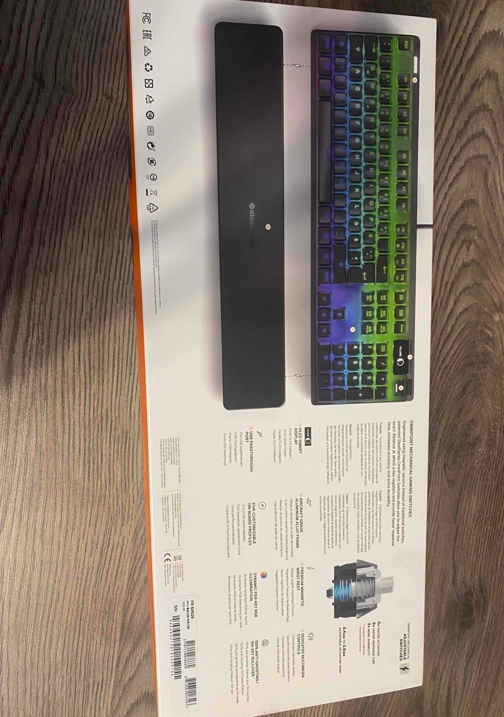 Tastatura Apex Pro