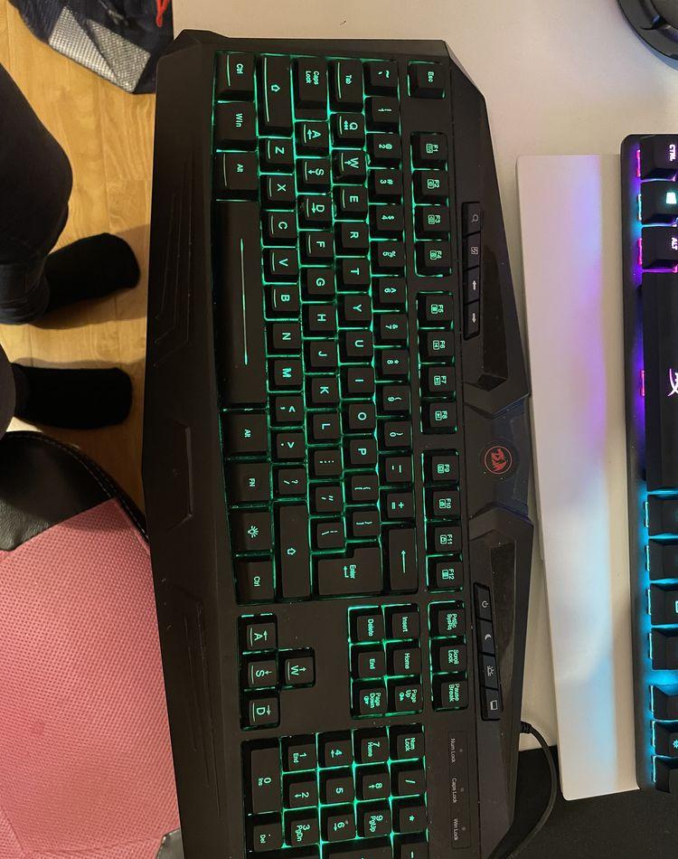 Tastatura gaming Redragon Harpe