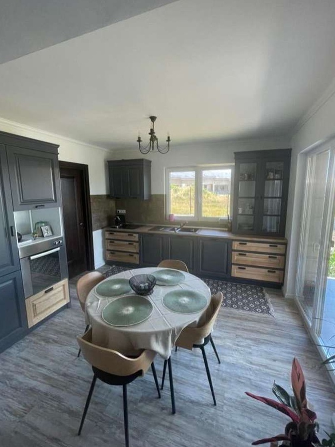 Tauti Magherausi casa pe parter cu 5,5 ari teren
