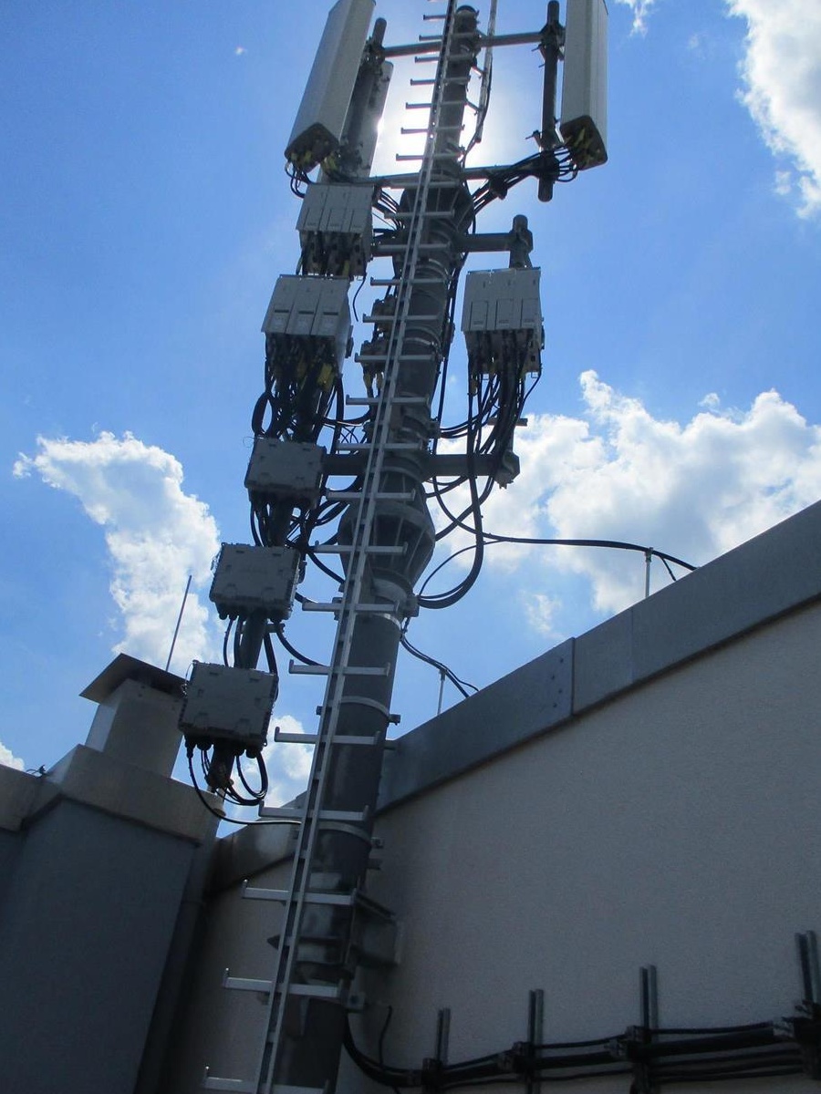 Technician telecomunicatii/Alpinist utilitar