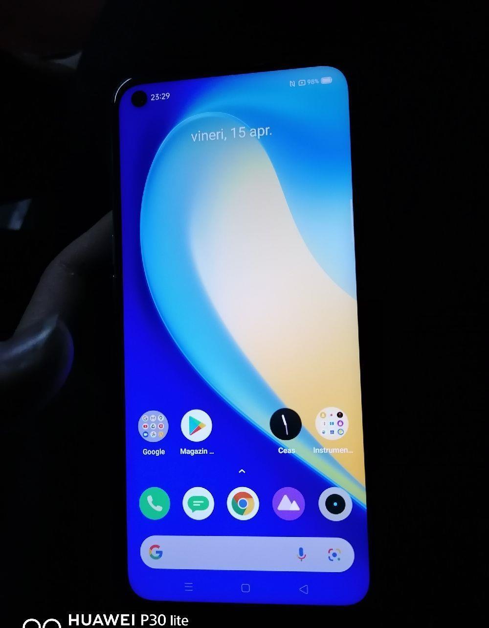 Telefon de vânzare