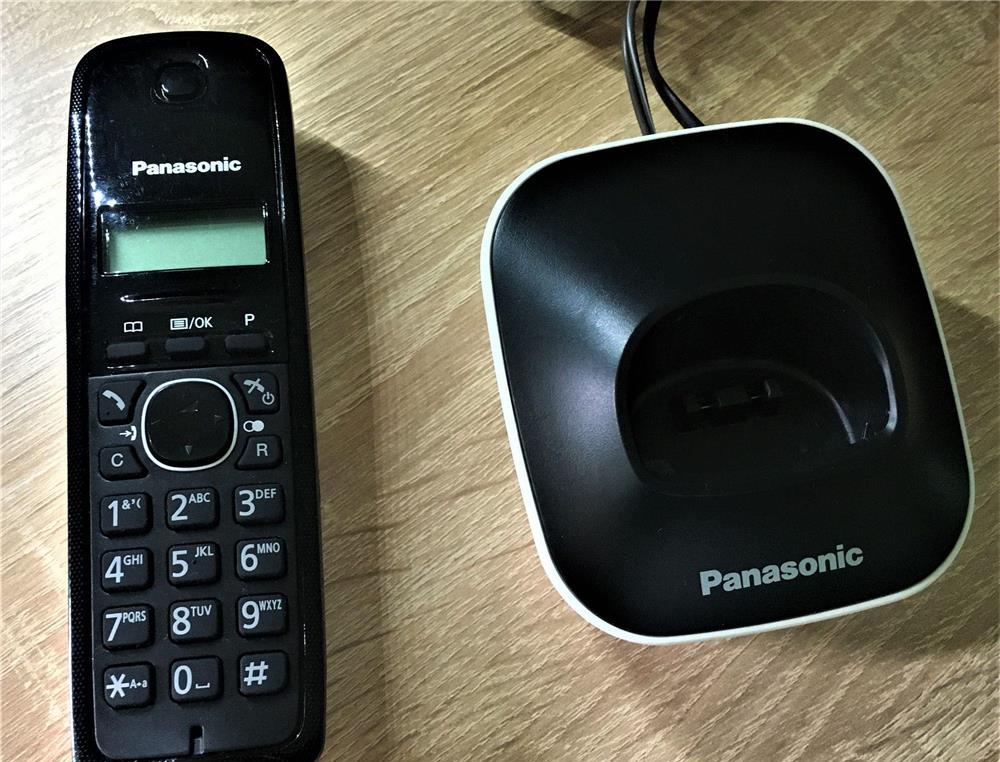 telefon fix panasonic DECT KX-TG1611FXH, Caller ID, negru, black