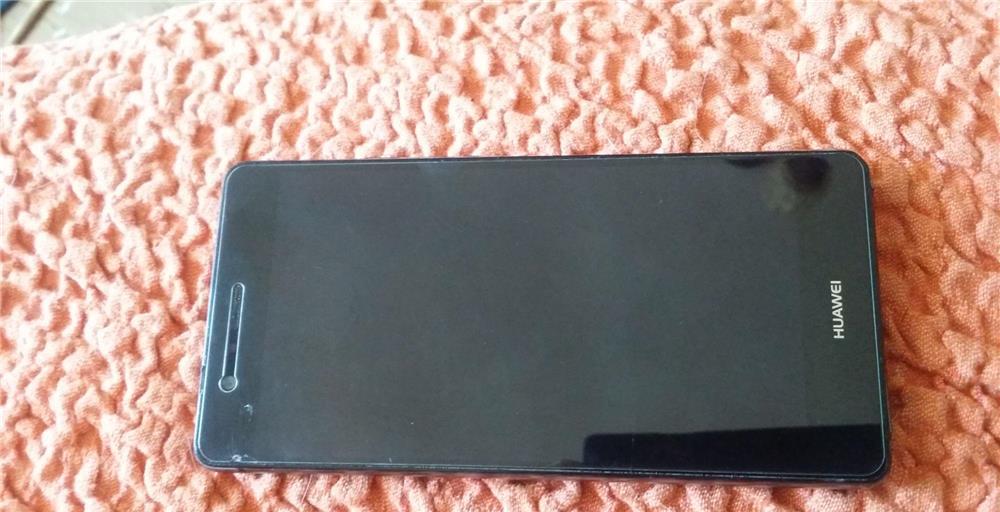 Telefon Huawey P 20 lite  ecran spart