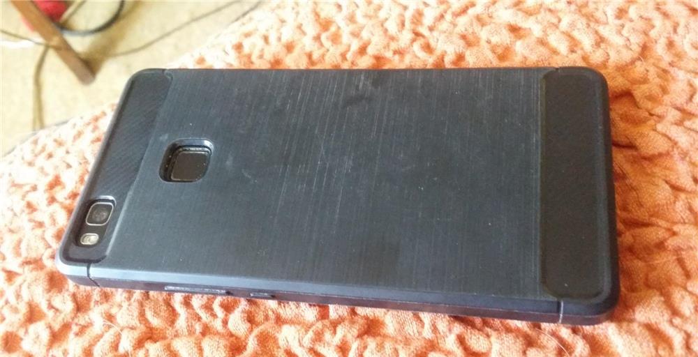 Telefon Huawey P 20 lite  ecran spart