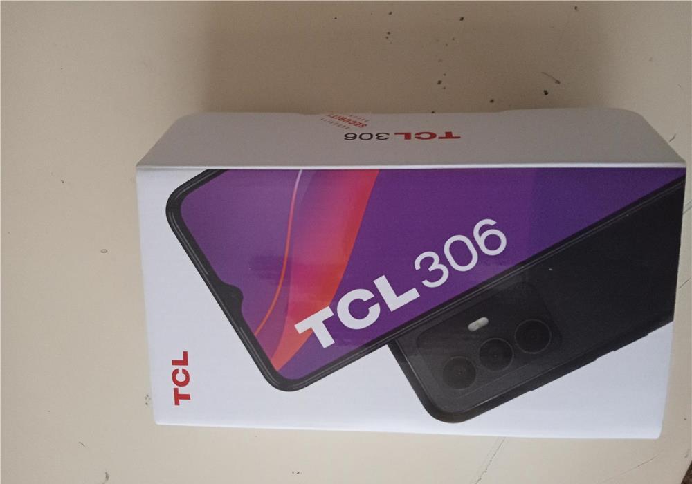TELEFON MOBIL TCL 306 , 450 LEI, LUAT DE LA ORANGE . IAȘI