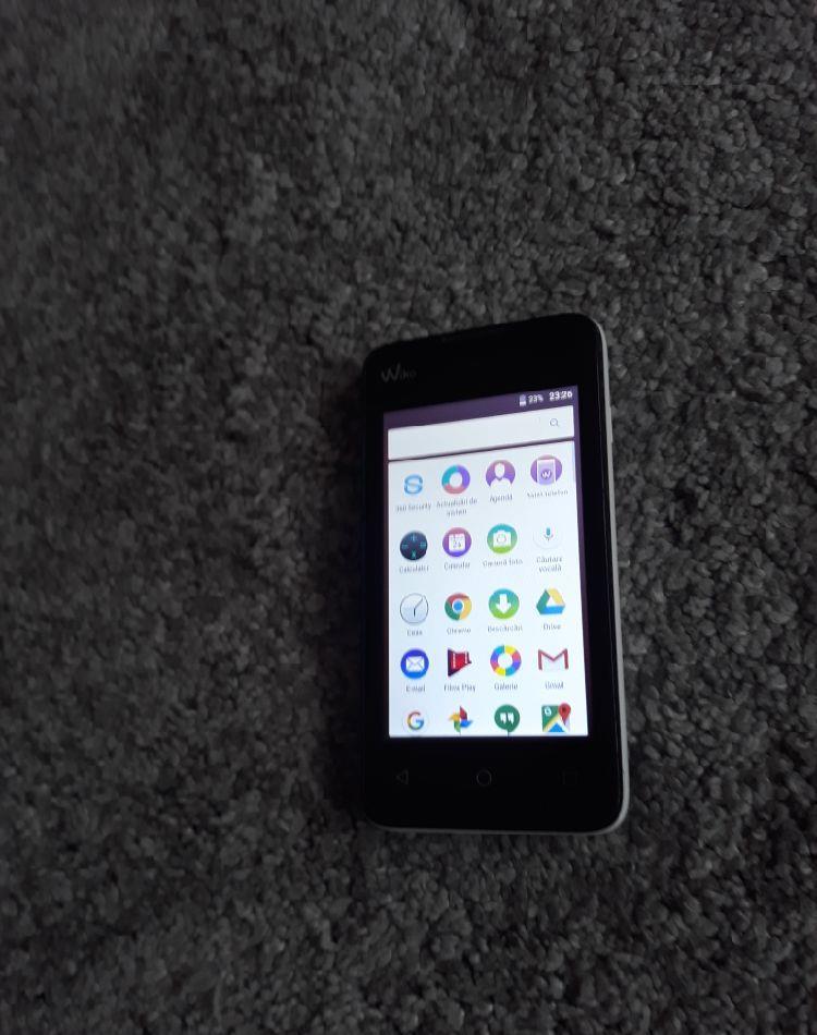 Telefon WICO merge foarre bine impecabil