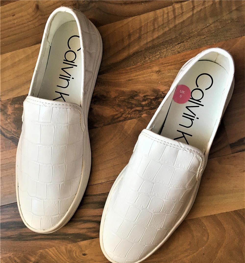 tenisi, trainers Calvin Klein, cu efect de reptilă albă