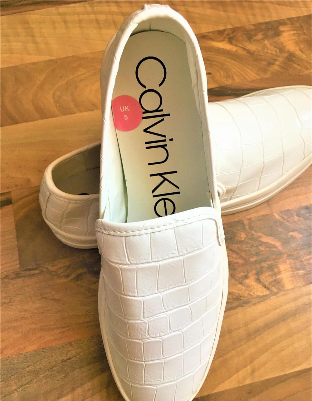 tenisi, trainers Calvin Klein, cu efect de reptilă albă