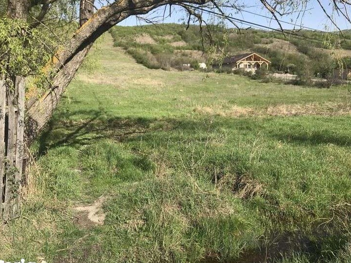 Teren 1000mp casa vacanta Joseni Buzau (Vulcanii Noroiosi)