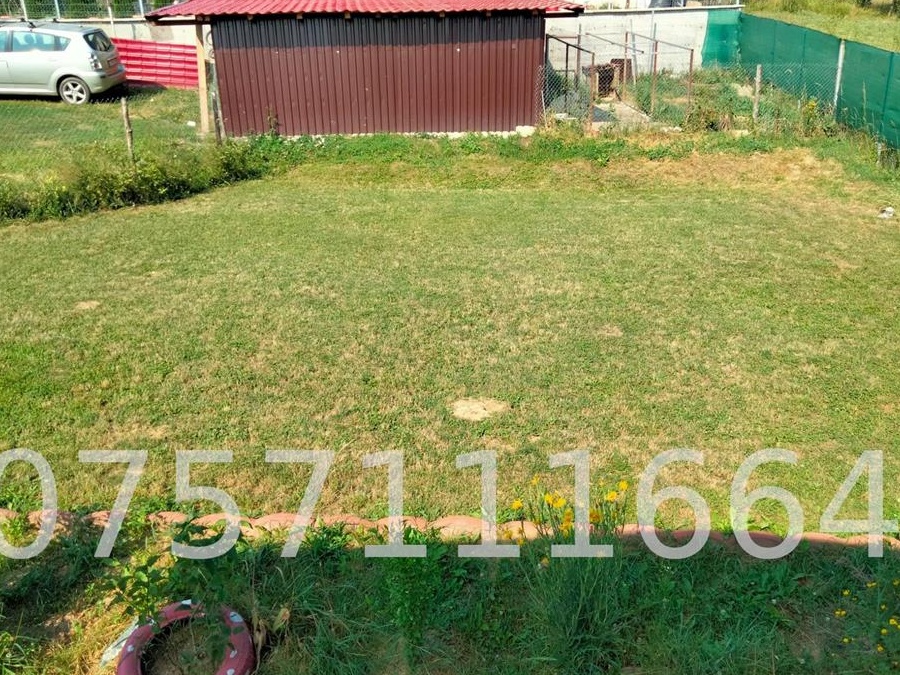 Teren 1000mp Sălicea, front 50m, garaj, foișor, loc de joacă, grădină și solar