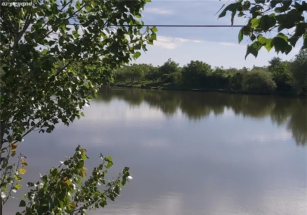 Teren 10400mp deschidere lac 140 m intravilan com Maia la 35km de Bucuresti
