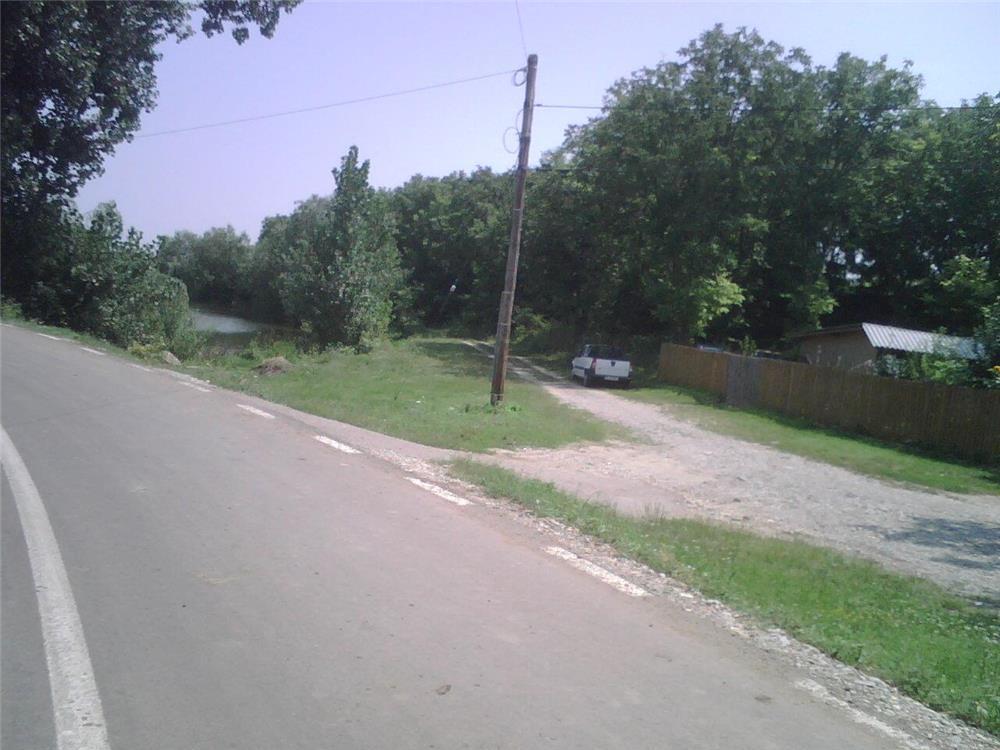 Teren 10400mp deschidere lac 140 m intravilan com Maia la 35km de Bucuresti