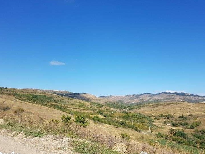 Teren 21000 metri² in centrul comunei Naeni, Jud. Buzau