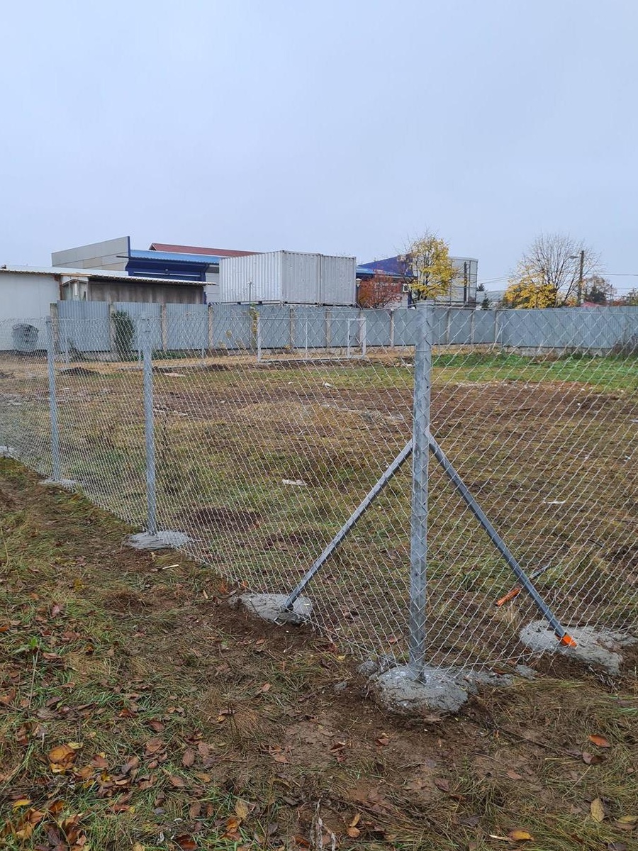 Teren 800 mp , Sos  Gării Catelu
