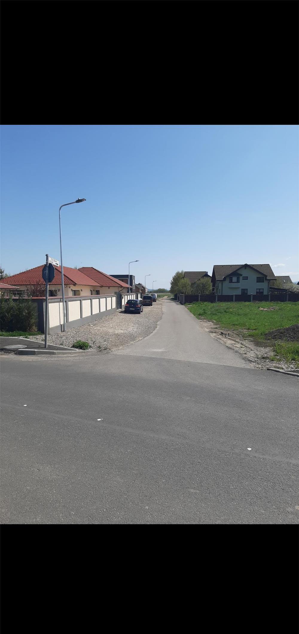 Teren cartier Stupini , cu autorizație de construire  !