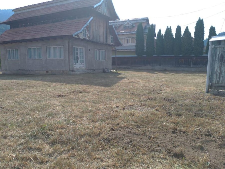 Teren cu casa in costructie nefinalizata