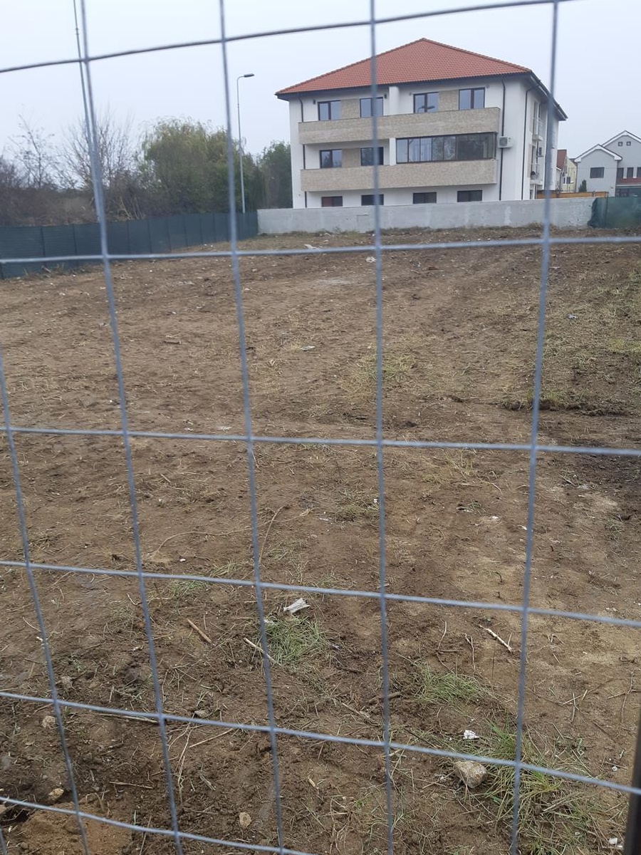 Teren de vanzare cartier baba novac-kamsas 800 m2,dubla deschidere 17 m si 42 m,pret 300 eur/m2