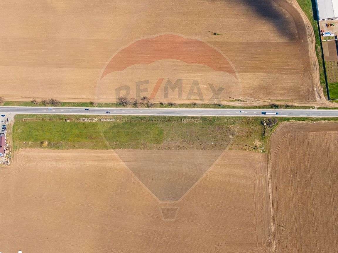Teren extravilan de vaznare cu 5500mp in  Paulis