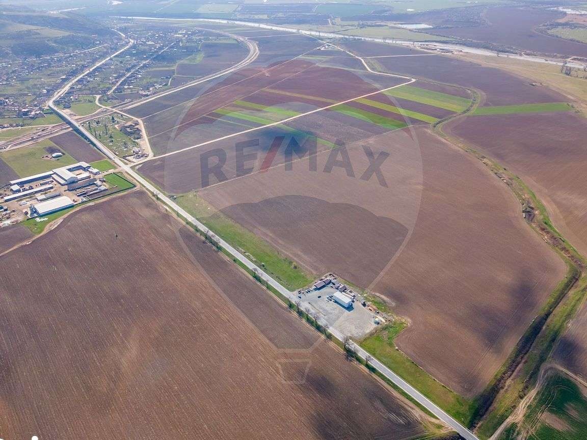 Teren extravilan de vaznare cu 5500mp in  Paulis