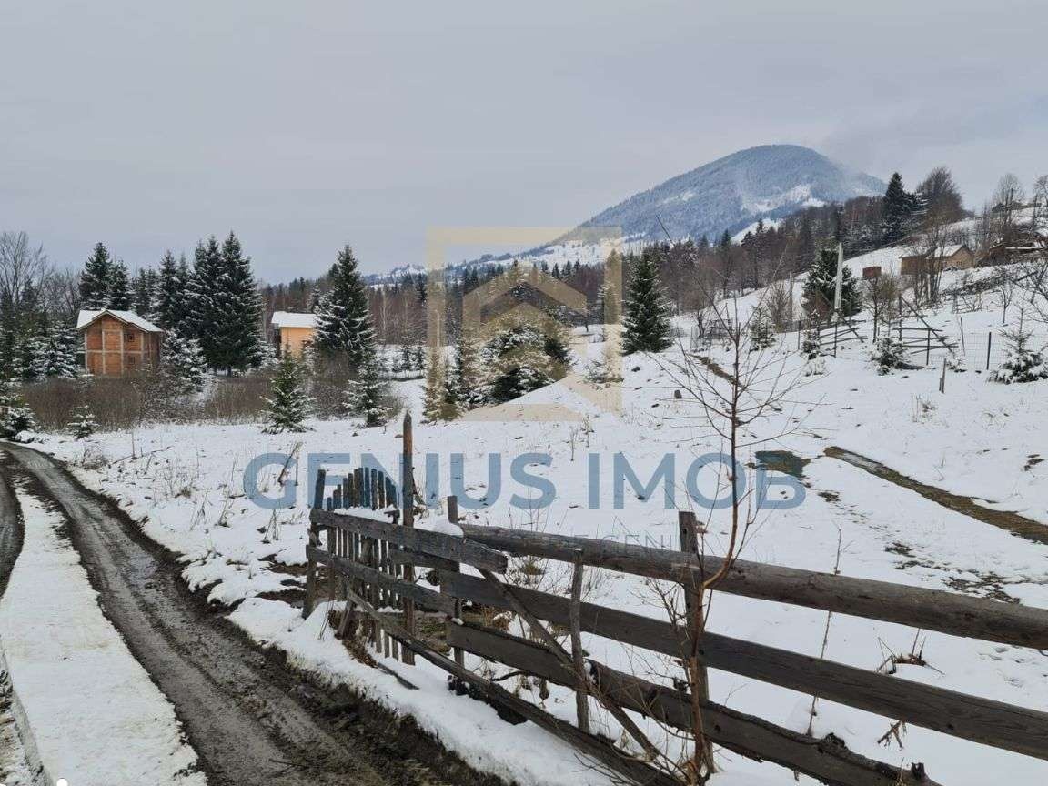Teren in Colibita cu acces la Lac