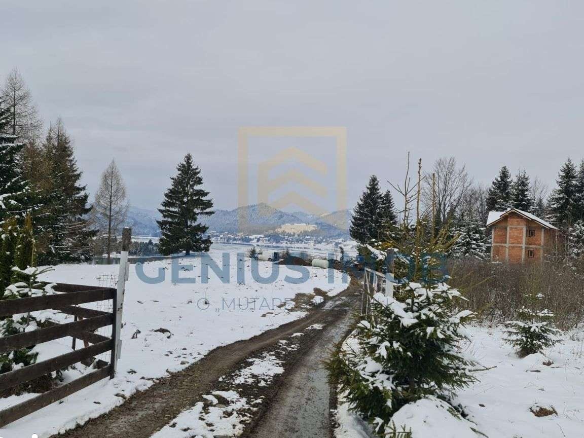 Teren in Colibita cu acces la Lac