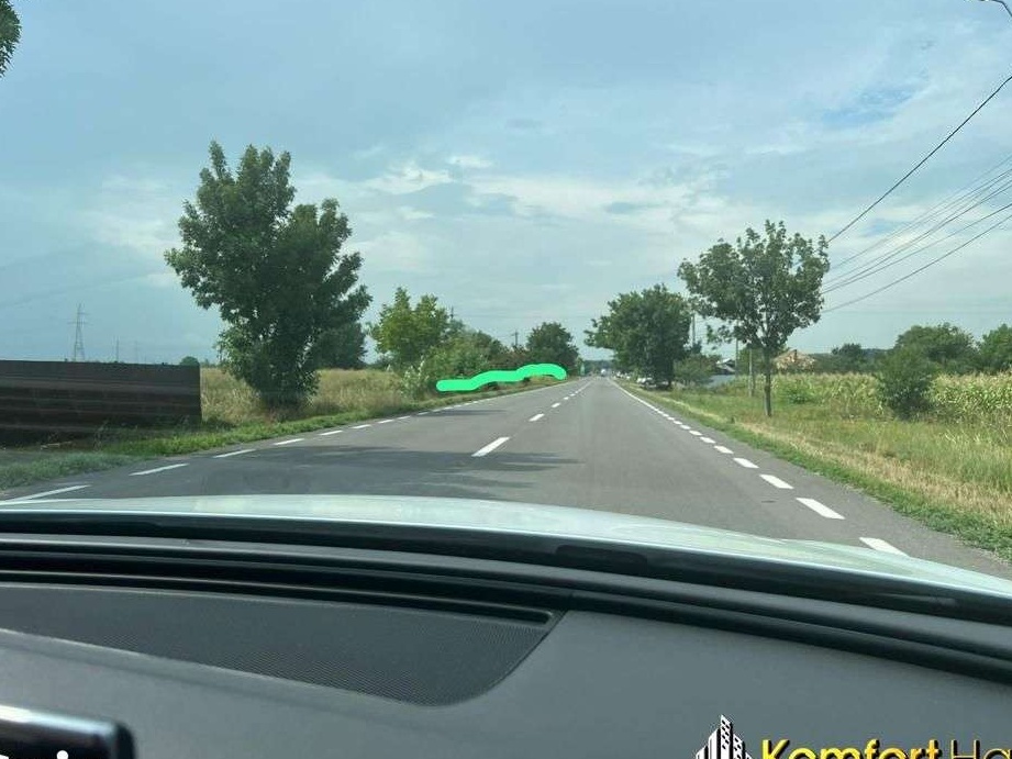 Teren in Racova la DN15