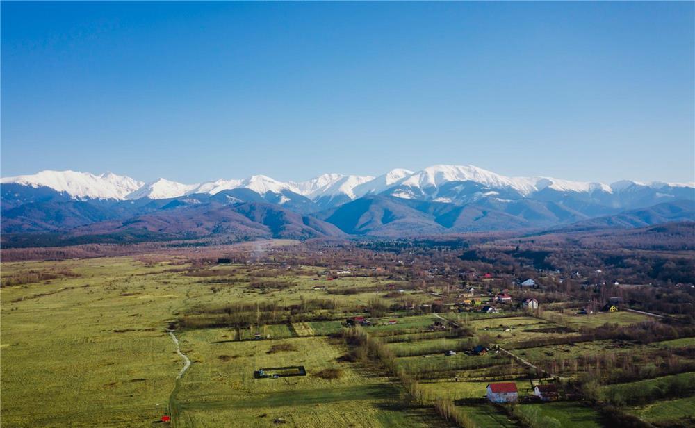 Teren Intravilan 10 ha - Valea Avrigului