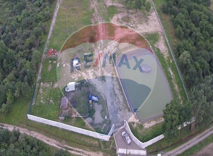 Teren intravilan 23,280mp  cu Lac in Viile Satu Mare