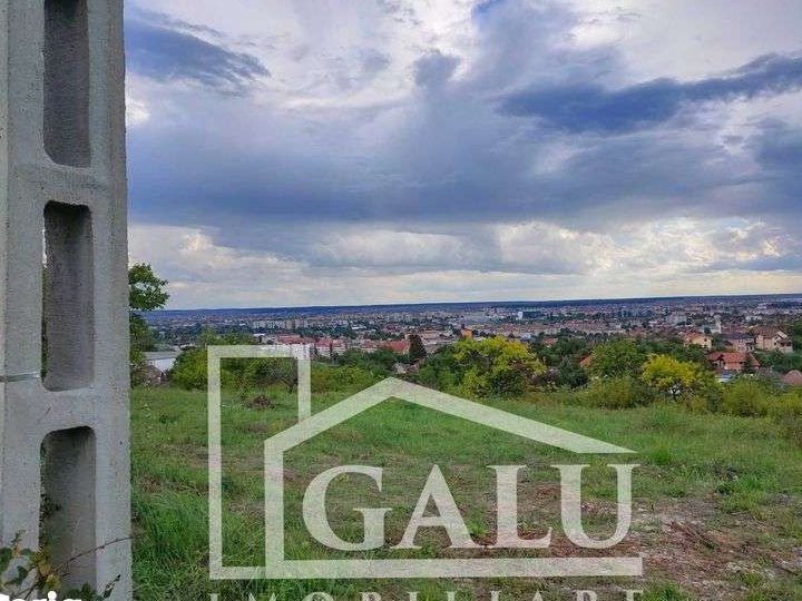 Teren intravilan 2600mp panorama superba asupra orasului Oradea