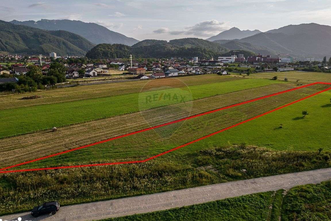Teren Intravilan 5500 mp, Zona de Interes, Strada Toamnei/ Săcele