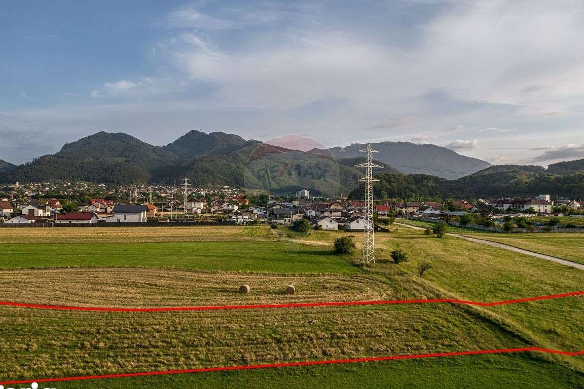 Teren Intravilan 5500 mp, Zona de Interes, Strada Toamnei/ Săcele