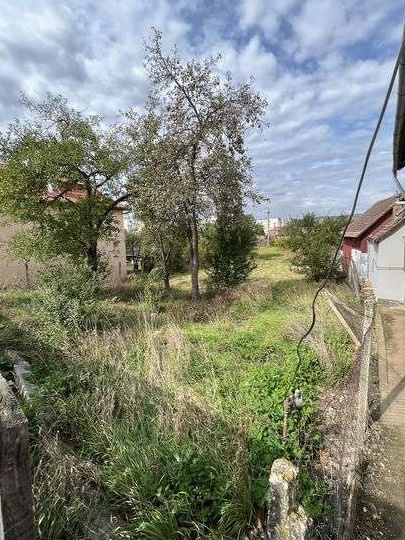Teren intravilan Bozias 13Ari