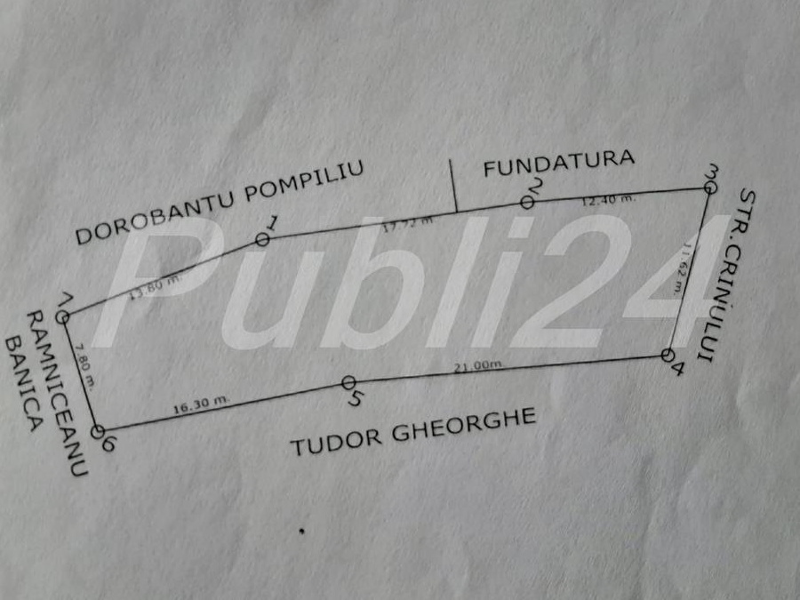 Teren intravilan central de vânzare