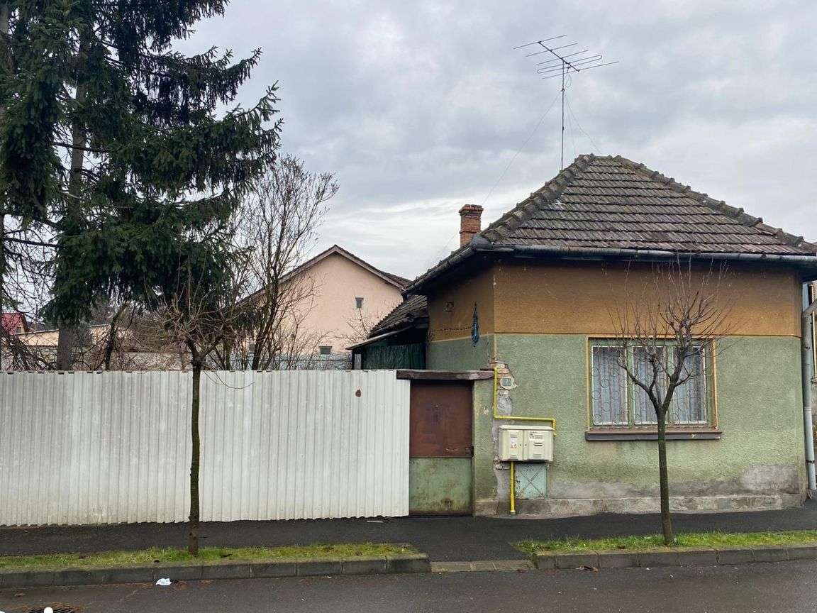 Teren intravilan construibil cca 800 m², Tg. Mures str. Turzii/Fagaras