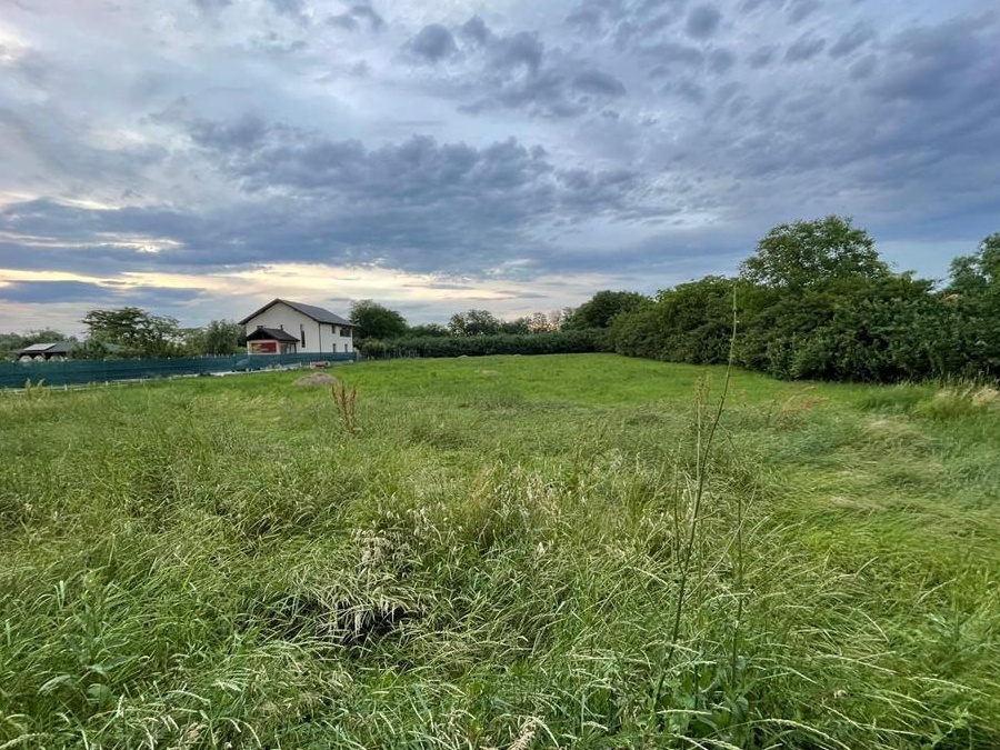 Teren Intravilan Inchiriat Bucuresti sector5 - 4500 m.p. (Negociabil 5 euro/m.p.)