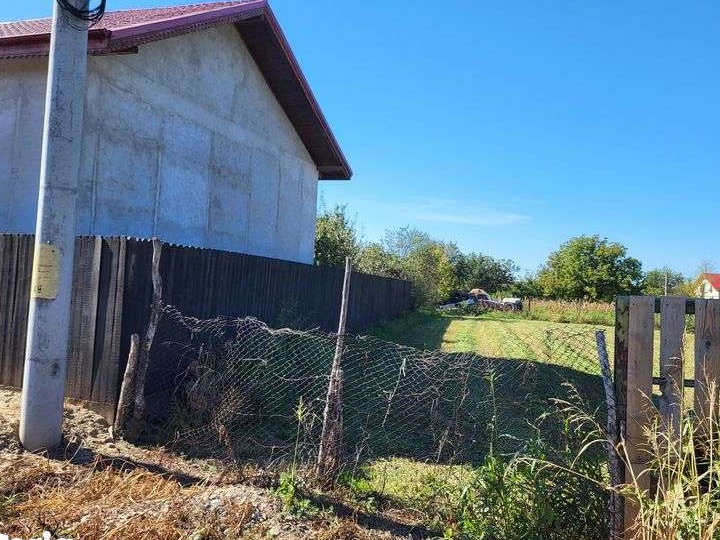 Teren intravilan și extravilan