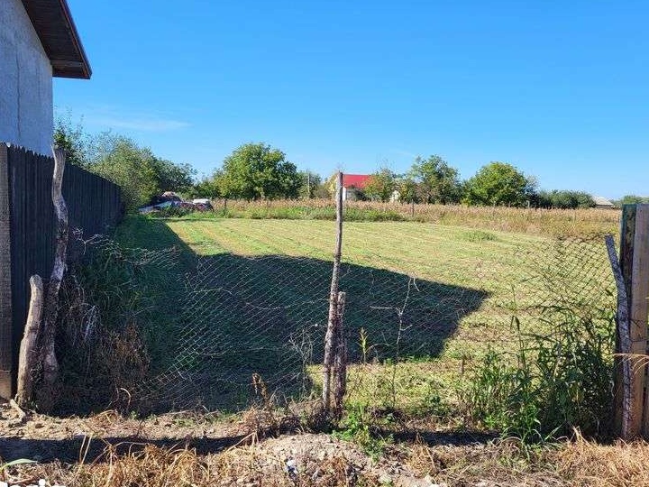 Teren intravilan și extravilan