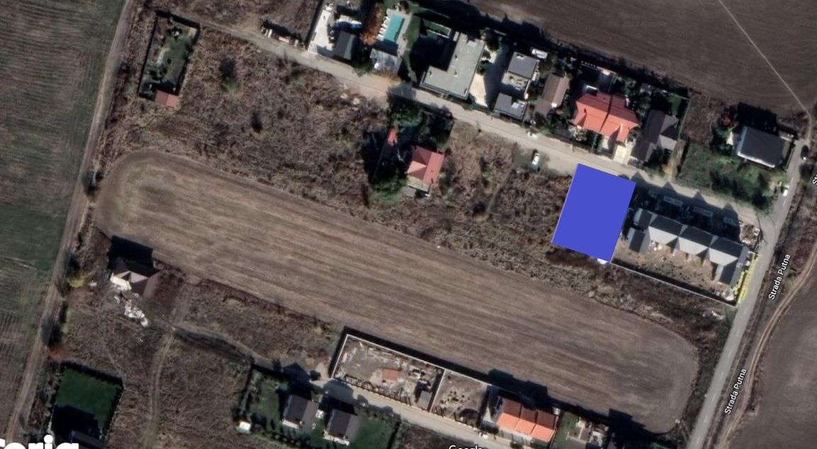 Teren intravilan zona Putna