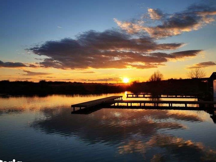 Teren + loc de acostare in complex pe Lacul Snagov