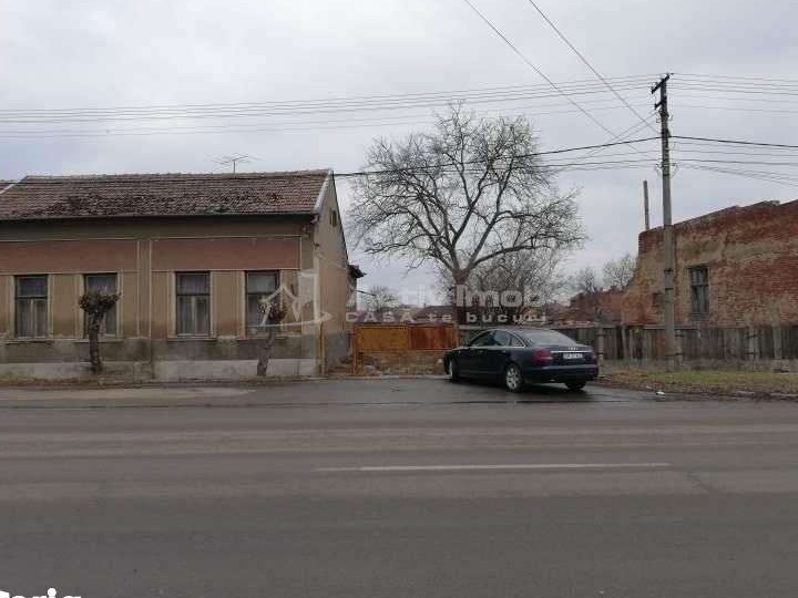 TEREN PARCELAT PENTRU CONSTRUCTIA DE LOCUINTE CU TOATE UTILITATILE