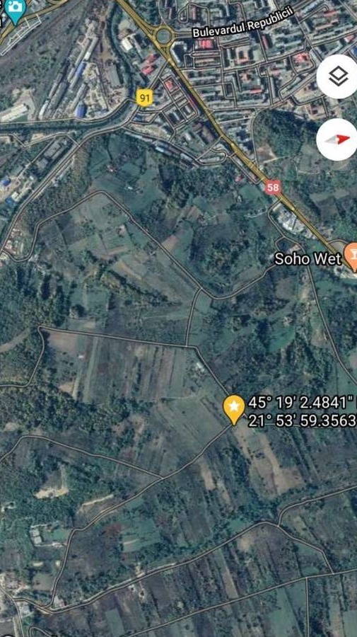 Teren Resita 8700 mp negociabil schimb cu apartament