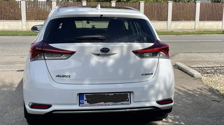 TOYOTA AURIS 1,8CVT HSD/SOL PLUS, an 2018