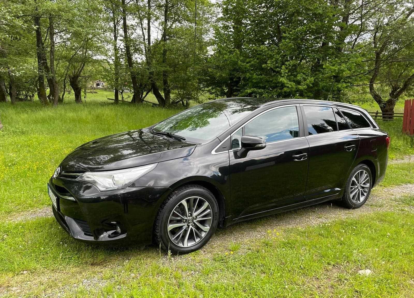 Toyota Avensis stare foarte bună