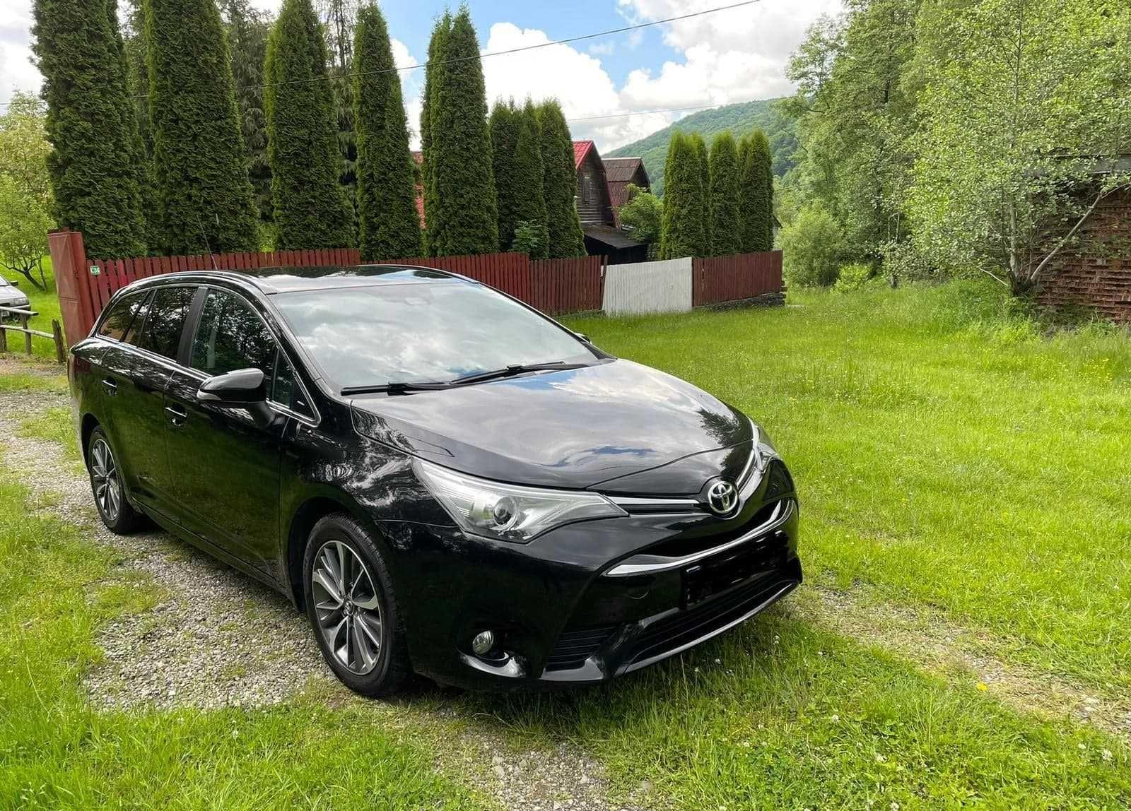 Toyota Avensis stare foarte bună