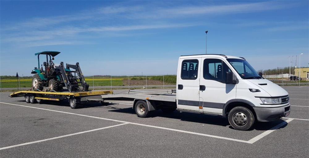 Tractari auto Oradea non-stop, transport utilaje