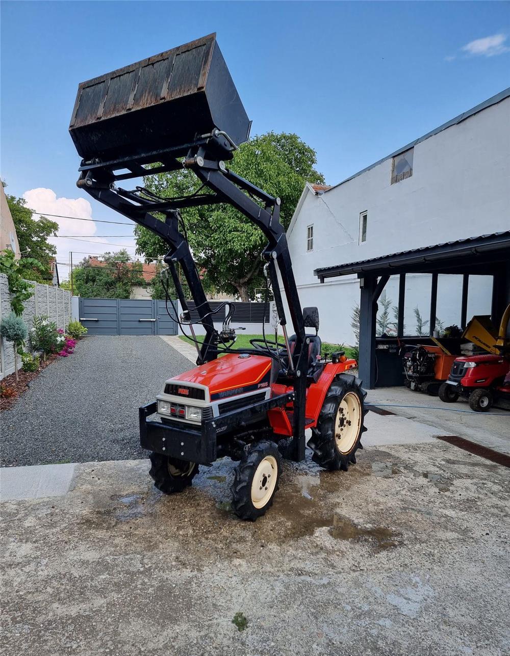 Tractor Yanmar F165 4x4 16CP / Incarcator Frontal / Freza 130cm