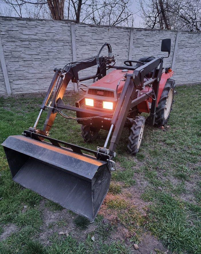 Tractor Yanmar F165 4x4 16CP / Incarcator Frontal / Freza 130cm