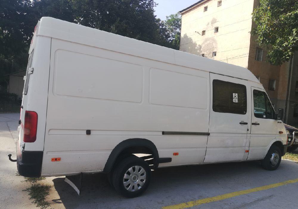 Transport auto cu autoutilitara de 3.5 t